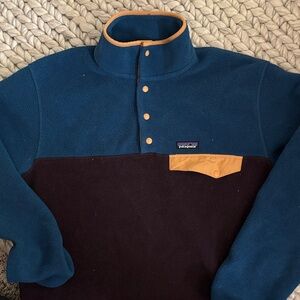 Patagonia Teal and Black Snap-T Fleece